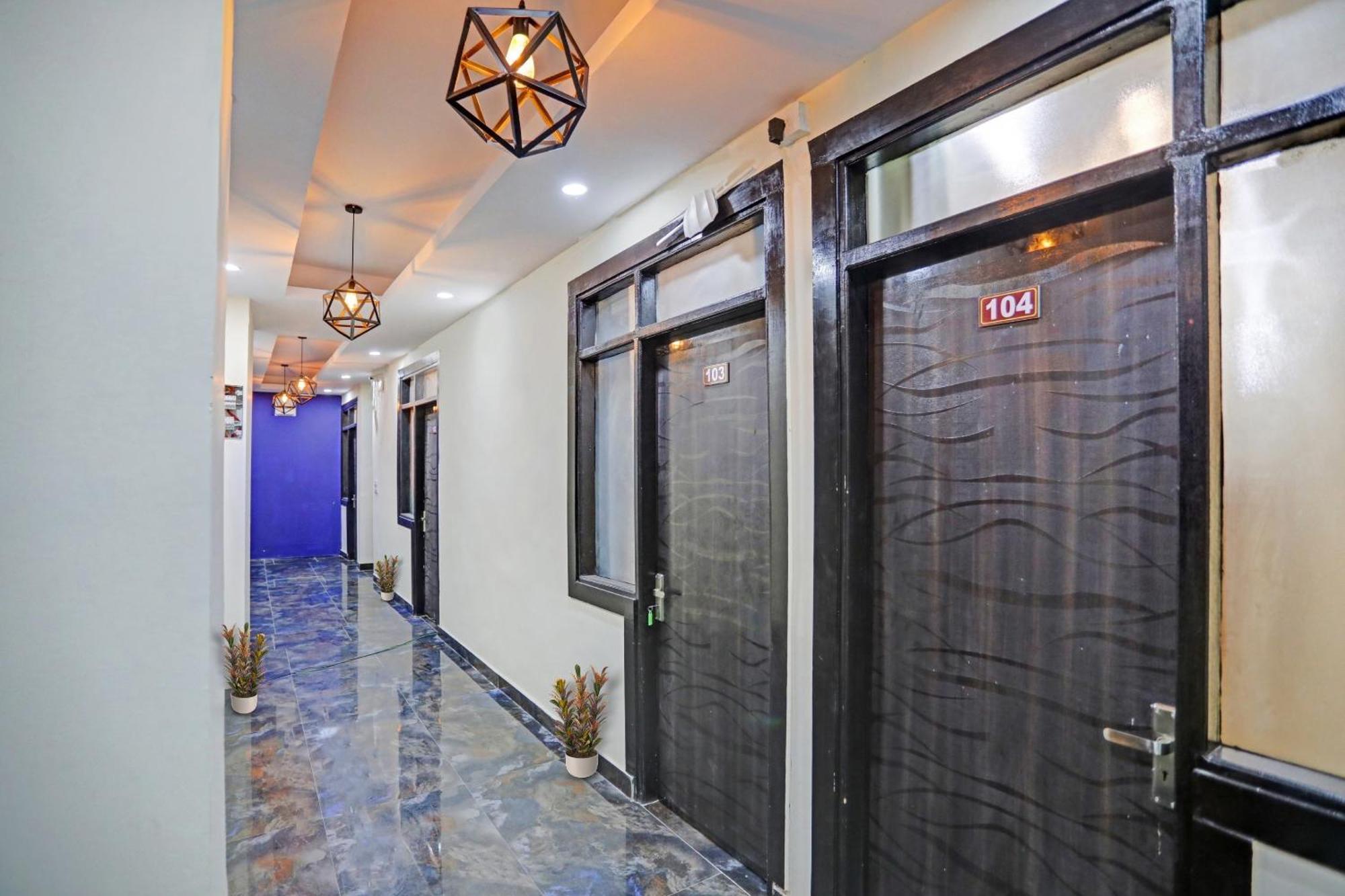 Flagship Grand Imperial Near Worlds Of Wonder Hotel Kalkaji Devi Bagian luar foto